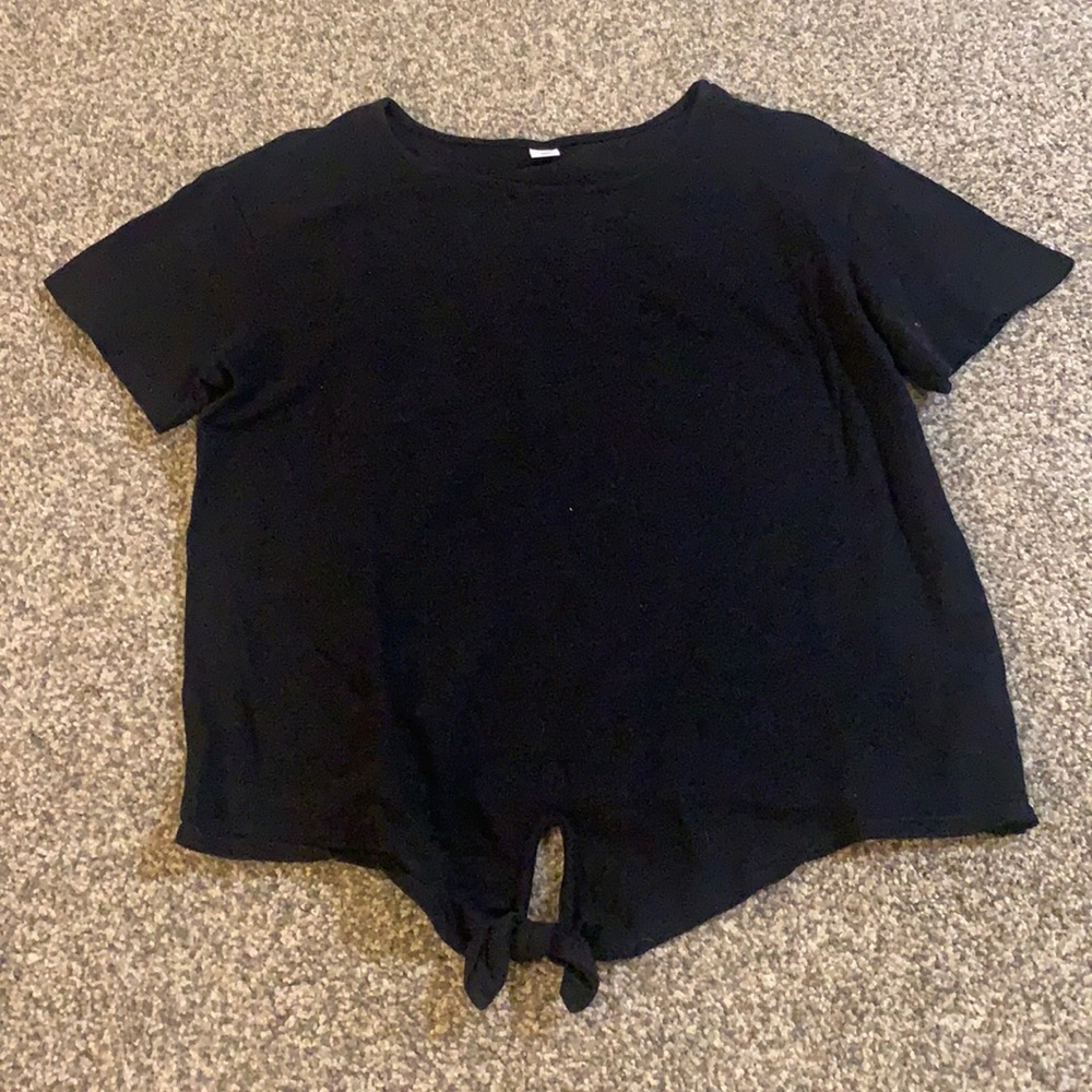 Old navy tie detail top